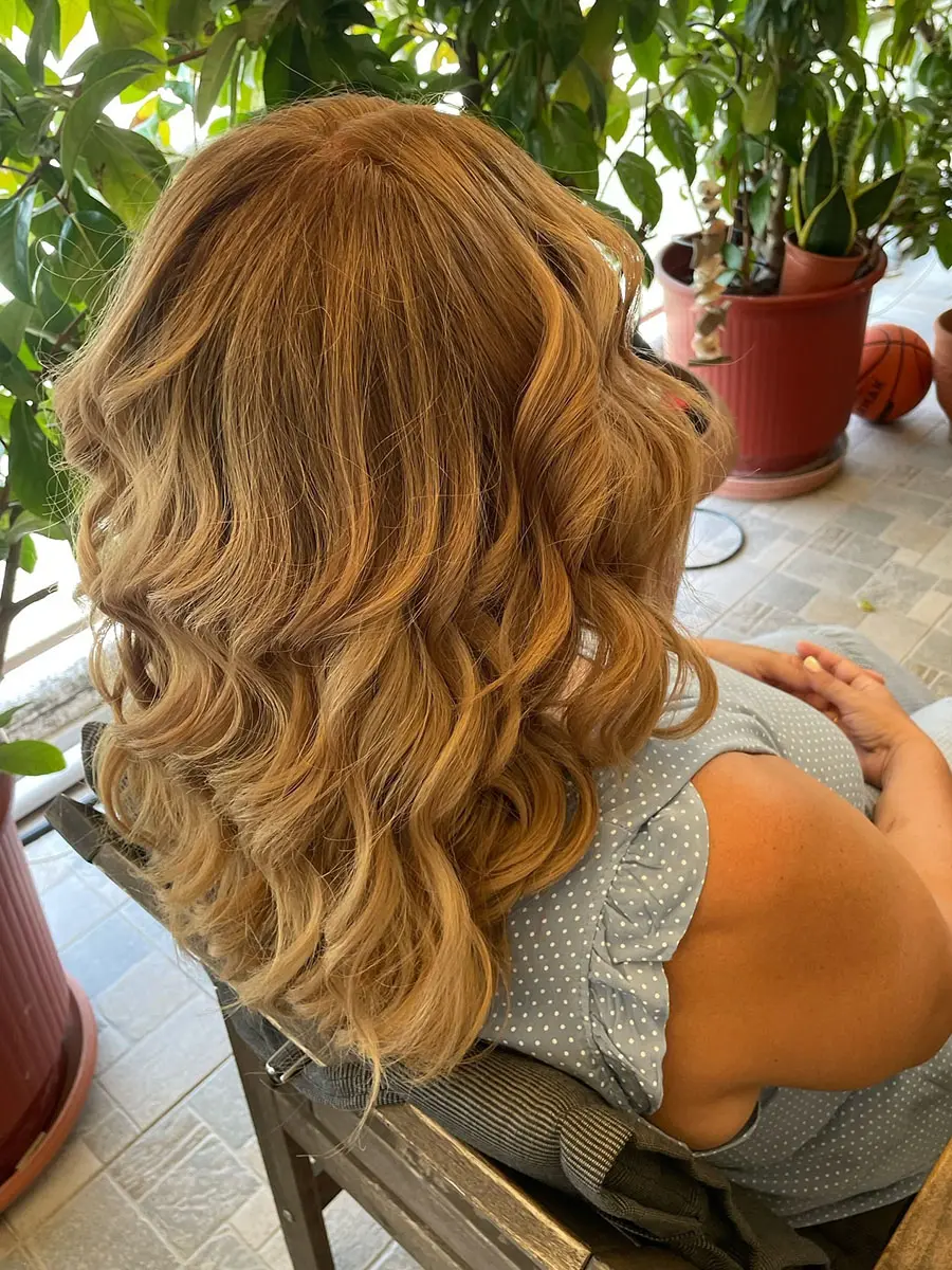 women's hair colouring near me